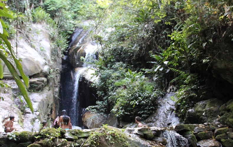 Cachoeira em Itapoá