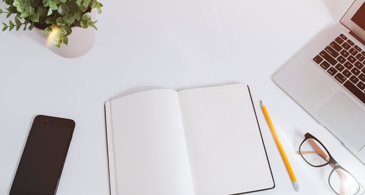 É preciso gostar de escrever para ser blogueira