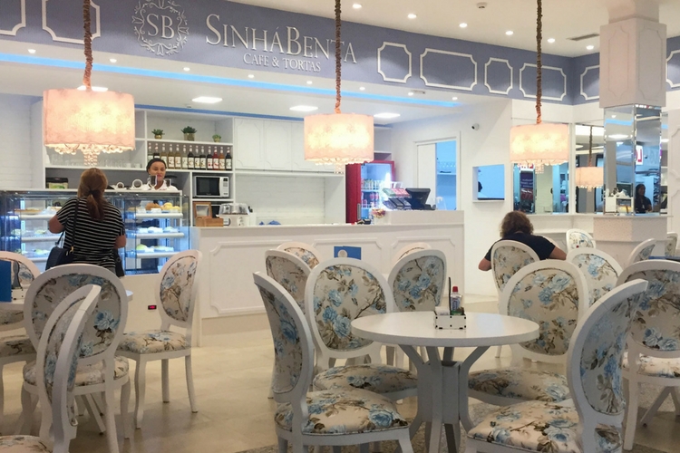 Sinhá Benta inaugura filial no Itajaí Shopping