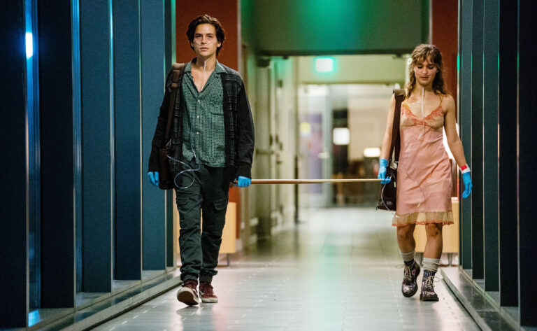 A cinco passos de você